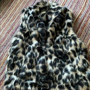zipper cheetah vest with pockets